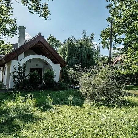 Feriehus Extra Large House With Big Garden, Sauna Szigliget