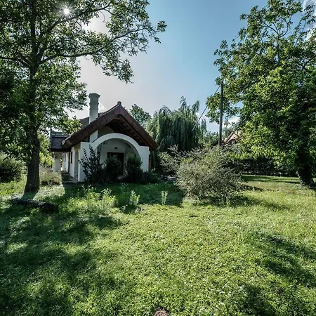 Extra Large House With Big Garden, Sauna Feriehus